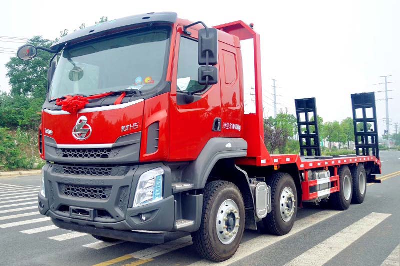 柳汽乘龍h5前四后八平板車