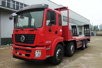 東風齊星前四后八平板運輸車